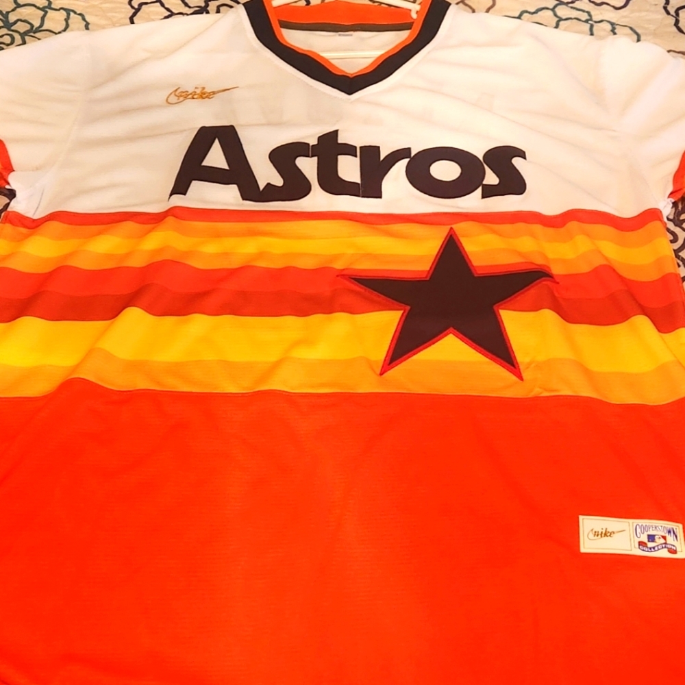 JOSE ALTUVE JERSEY...made by NIKE, SIZE LARGE